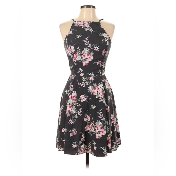 Hollister Dresses & Skirts - Hollister Black Floral Dress